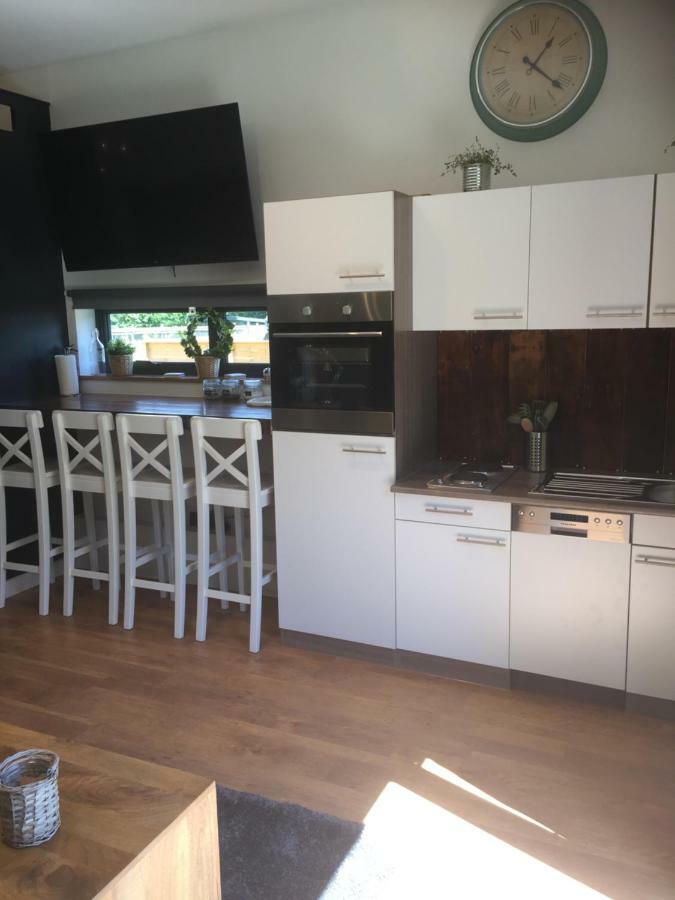 Willow Court Farm Studio South & Petting Farm, 8 Mins From Legoland & Windsor, 15 Mins From Lapland Uk מראה חיצוני תמונה