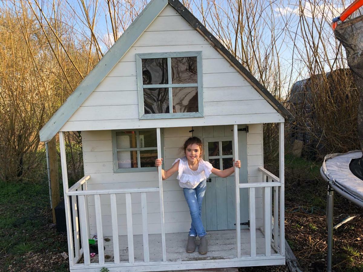 Willow Court Farm Studio South & Petting Farm, 8 Mins From Legoland & Windsor, 15 Mins From Lapland Uk מראה חיצוני תמונה